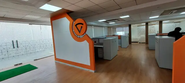 Workstations / Open Office, Modern style from Kemppi India Pvt Ltd in Chakan by Matrix FMS (Interiors) India Pvt Ltd