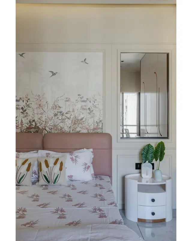Kids' Room / Nursery, Luxury style from Luxury 3 BHK Home Interior at Sky City, Shela, Ahmedabad in Sky City by sn interior studio