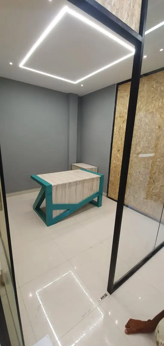 Wellness Center, Contemporary style from Icon Dental Care Studio in Chennai by Mohamed Thameem