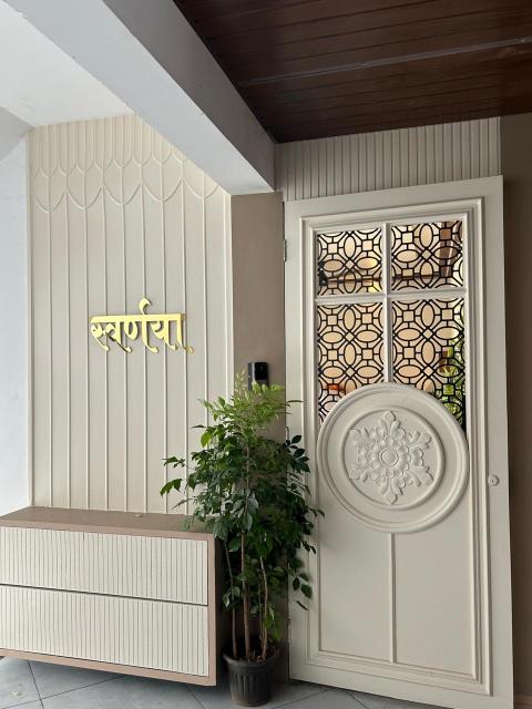 Foyer / Entrance photo